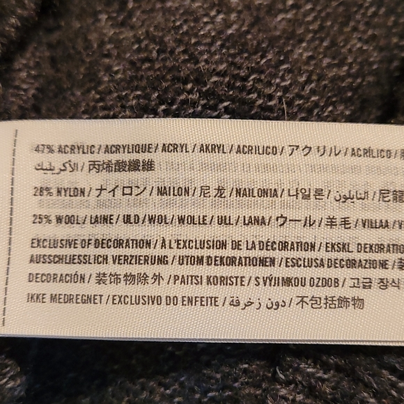 A&F sweater - Picture 5 of 5